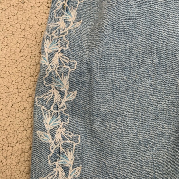 Levi’s denim skirt - Picture 5 of 5